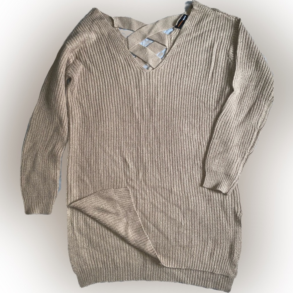 Beige Sweater “Shirt”•size M